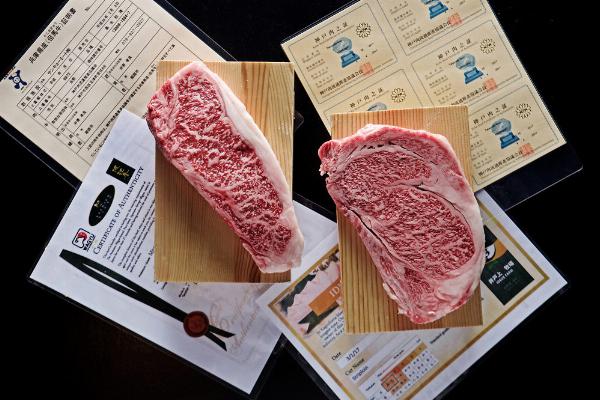 Sự Khác Nhau Giữa Quy Trình Chăn Nuôi Của Bò Wagyu và Kobe Là Gì?