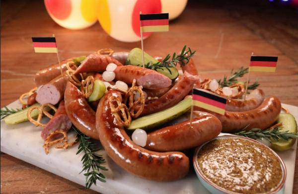 Tất Tần Tật Về Xúc Xích Đức Bratwurst Hương Vị Truyền Thống Đức Đậm Đà